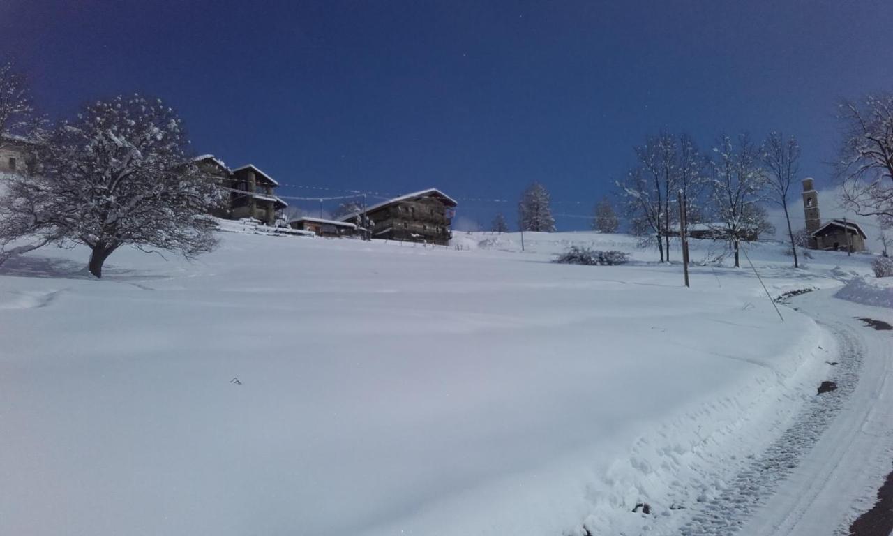 Agri-B&B Lou Col Canosio Dış mekan fotoğraf
