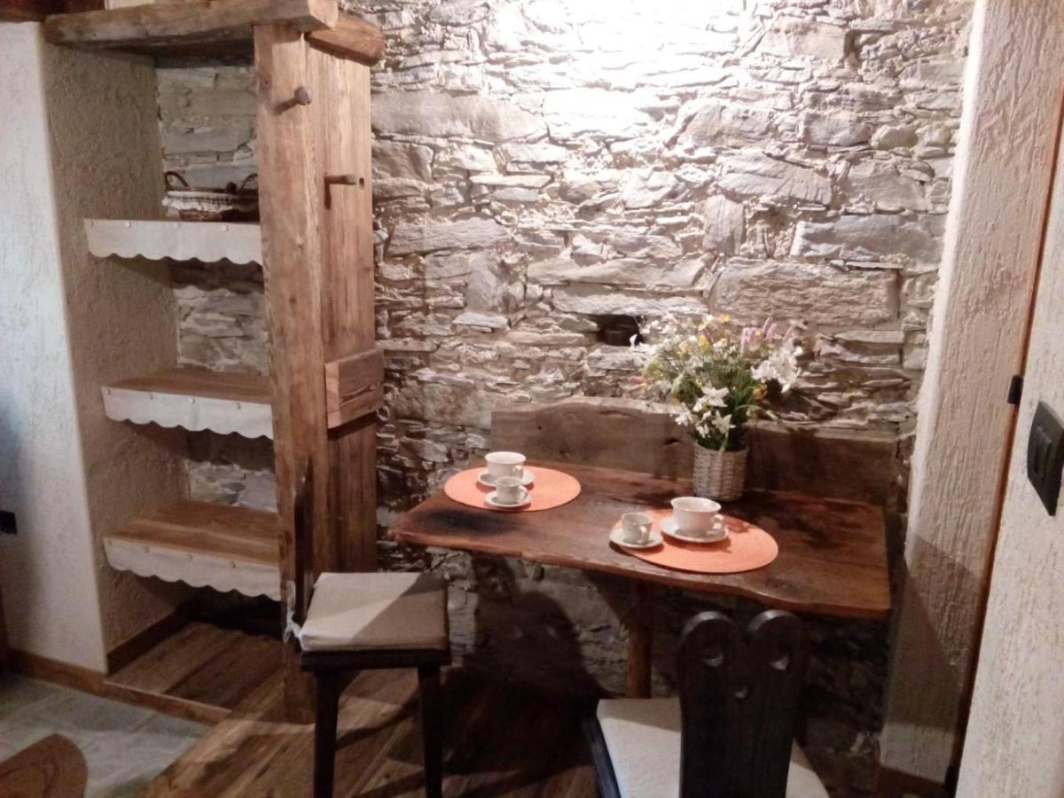 Agri-B&B Lou Col Canosio Dış mekan fotoğraf