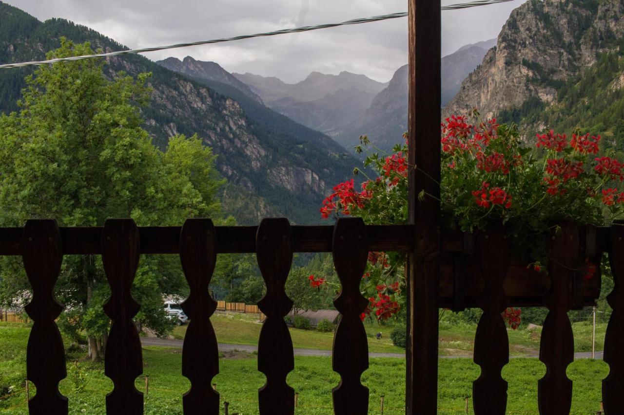 Agri-B&B Lou Col Canosio Dış mekan fotoğraf